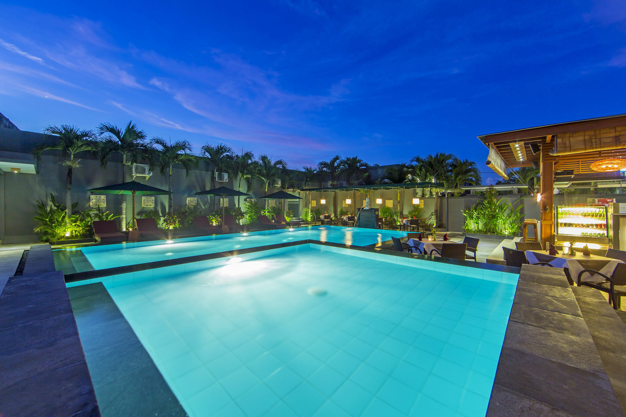 The Banyumas Villa Denpasar Extérieur photo